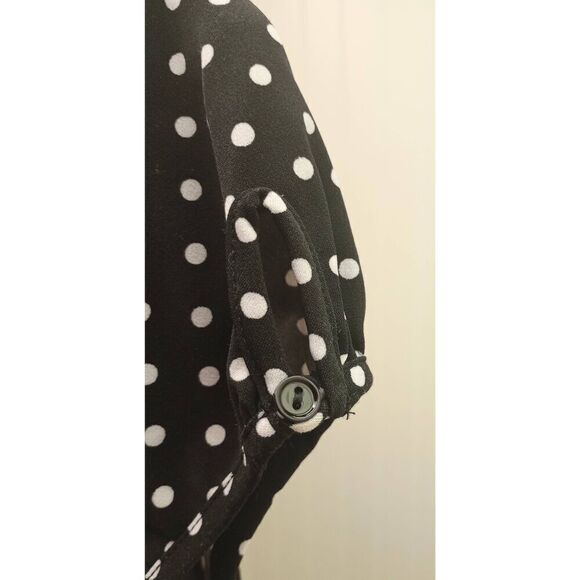 Retro, vintage button down. Ruffled black polka dot blouse size large - Picture 4 of 7